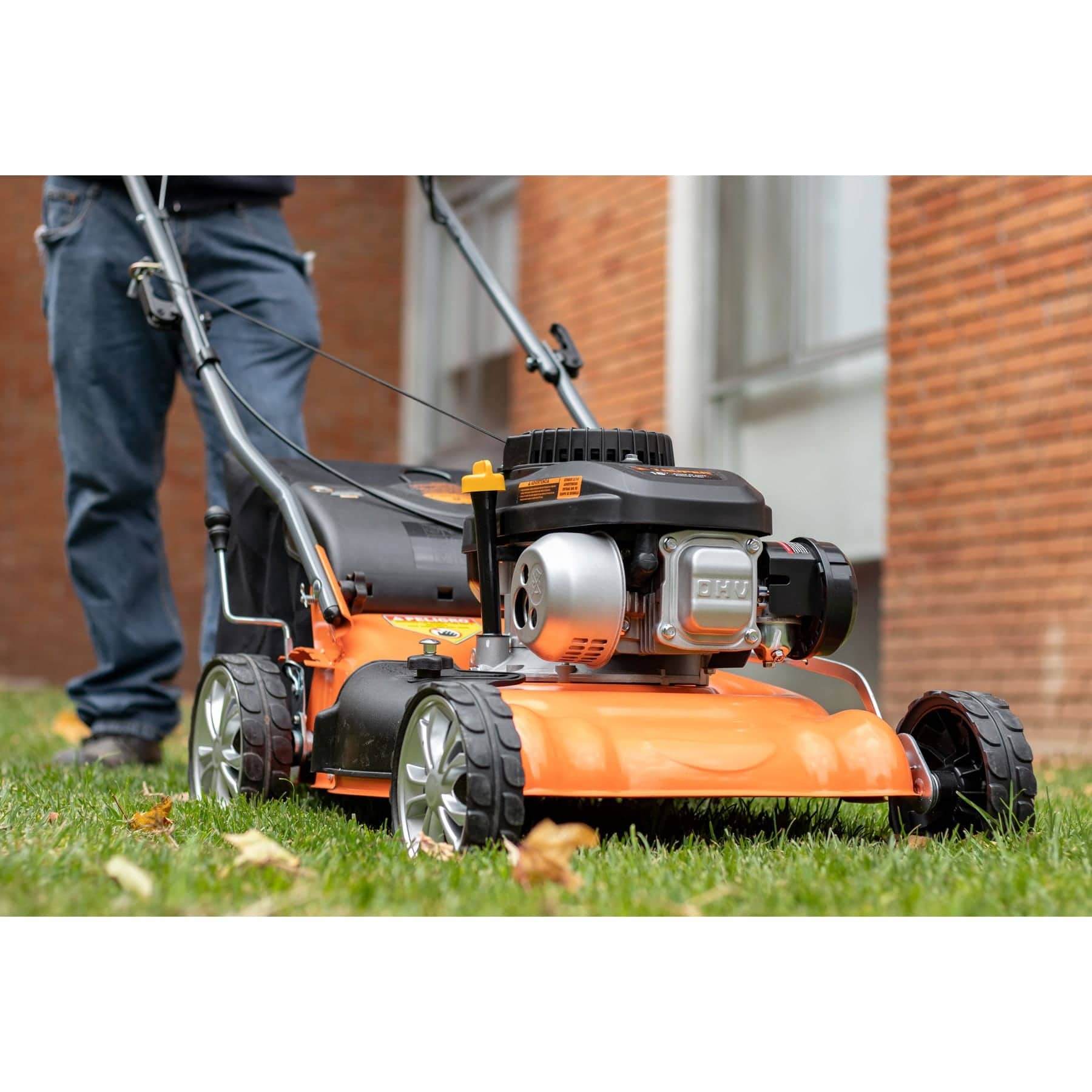 Podadora con motor a gasolina de 4 HP, 18" de corte, TRUPER